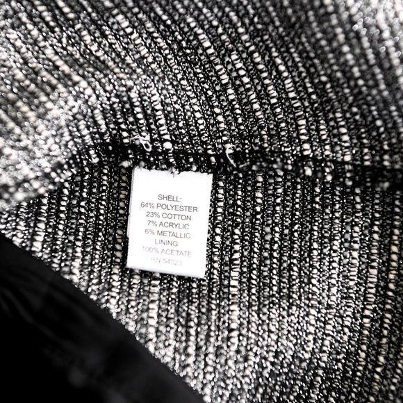 BANANA REPUBLIC Gray Metallic Skirt - Size 0 - Picture 6 of 7